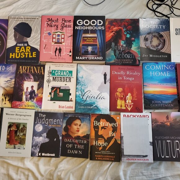 📚 Pick 5 Books – Your Choice $25 Bundle Deal lot fiction roman - Picture 3 of 11
